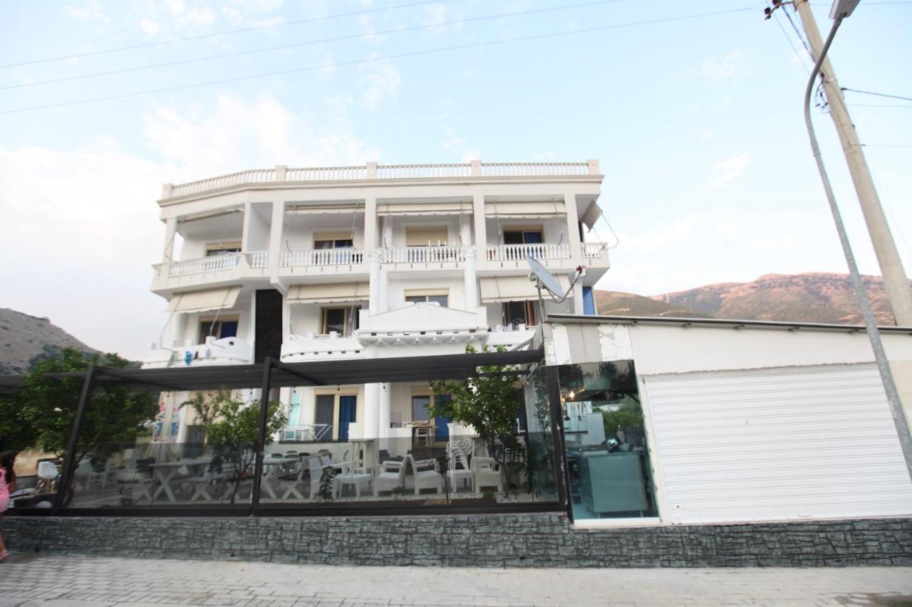 Hotel Kristal Borsh Exterior foto