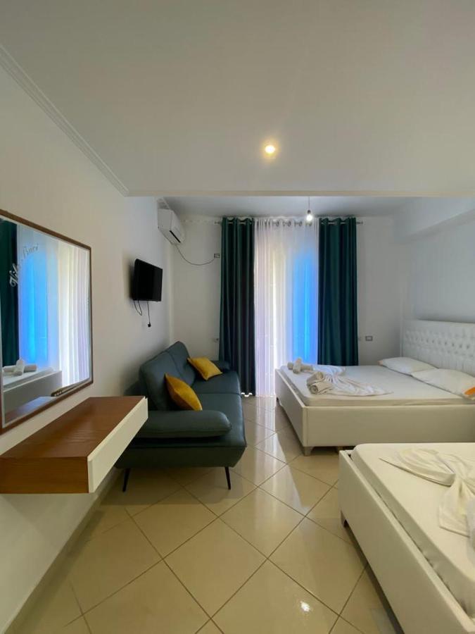 Hotel Kristal Borsh Exterior foto