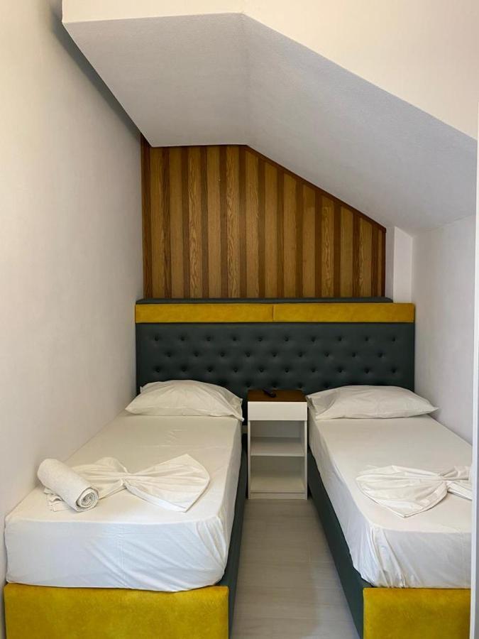 Hotel Kristal Borsh Exterior foto